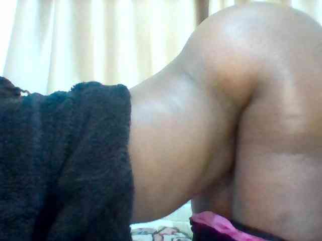 Sexybigass3 webcam
