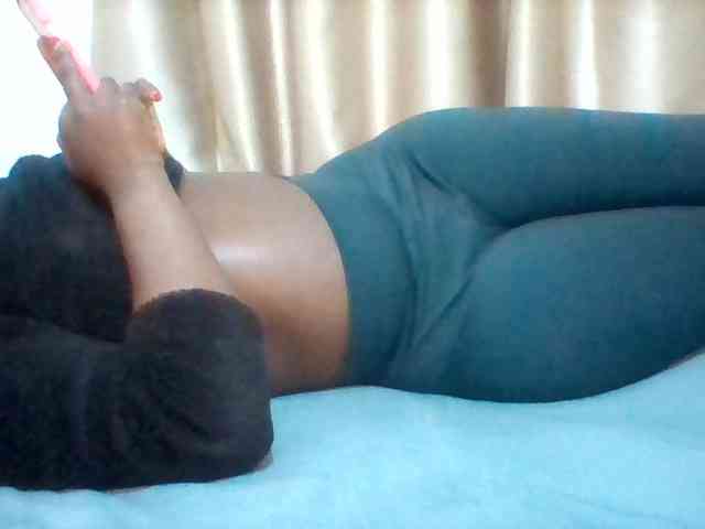 Sexybigass3 webcam