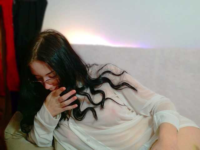 Ivanna-Rose's BongaCams show and profile