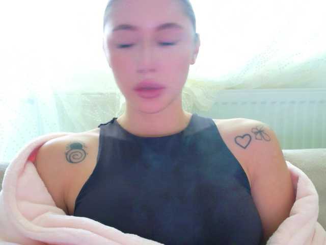 Ivanna-Rose live cam on BongaCams