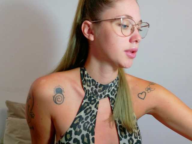Ivanna-Rose live cam on BongaCams