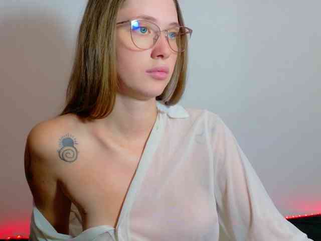 Ivanna-Rose webcam