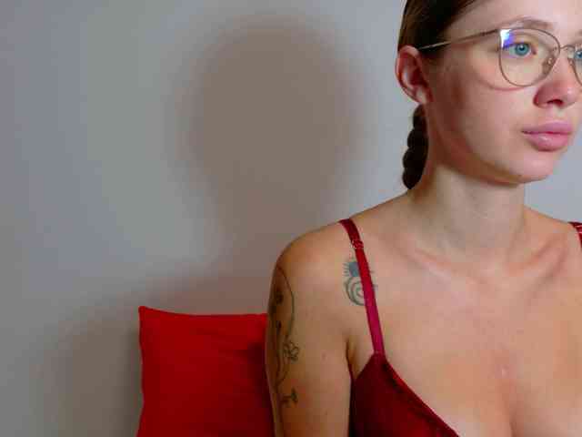 Ivanna-Rose webcam
