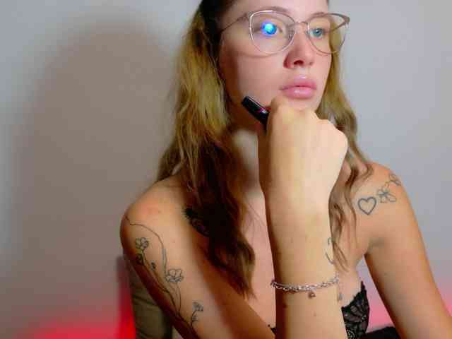 Ivanna-Rose webcam
