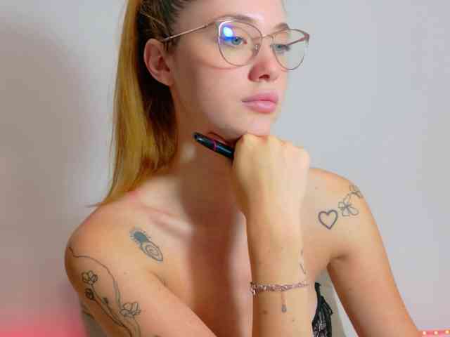 Ivanna-Rose webcam
