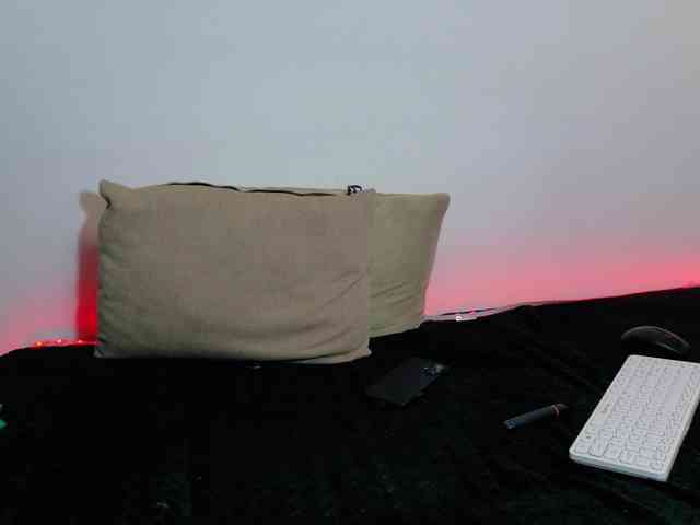 Ivanna-Rose webcam