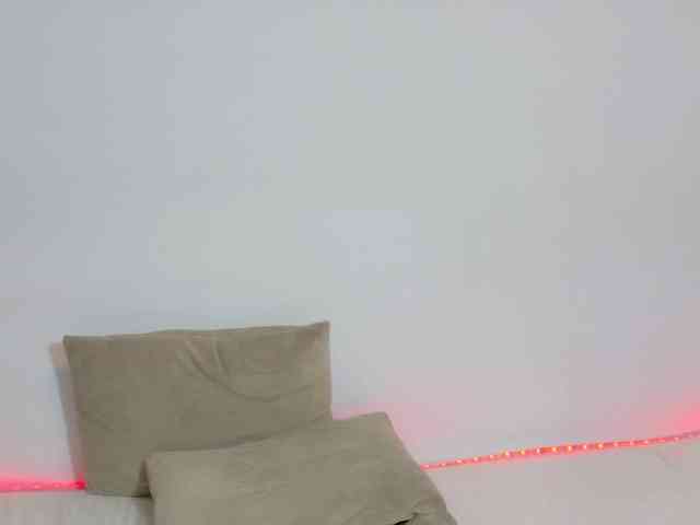 Ivanna-Rose webcam