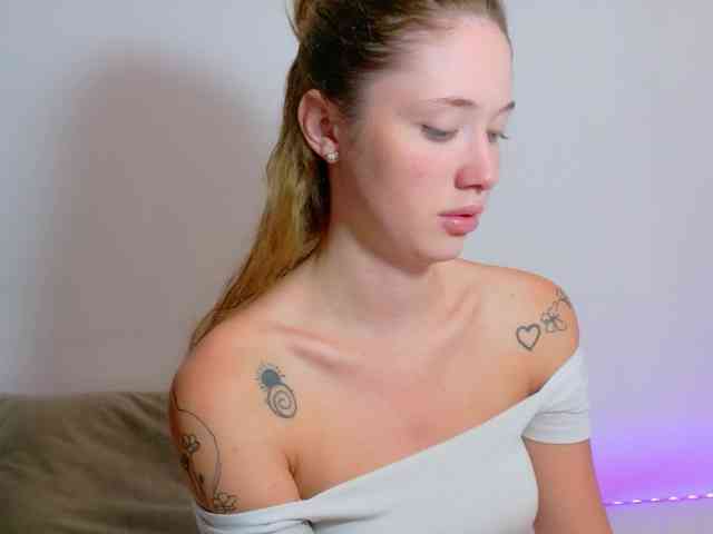 Ivanna-Rose webcam