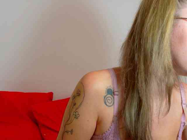 Ivanna-Rose webcam