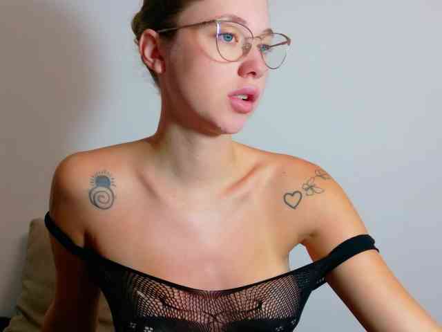 Ivanna-Rose webcam