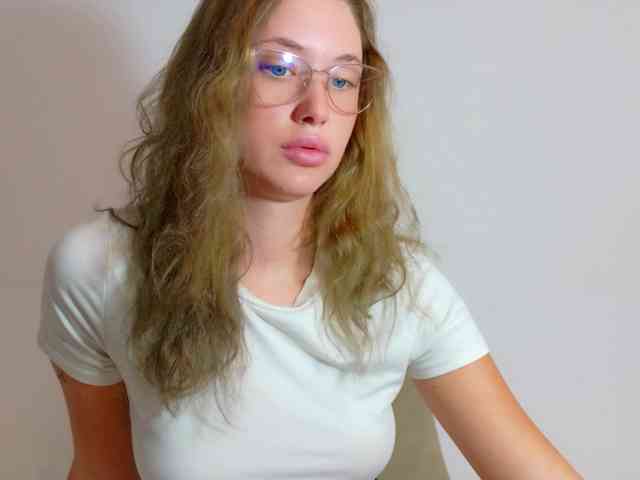 Ivanna-Rose webcam