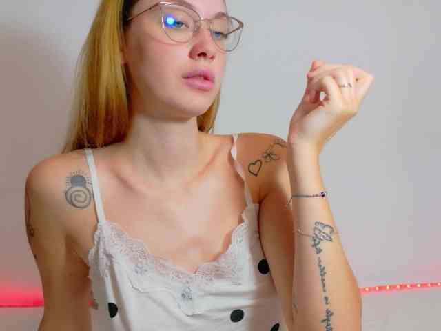 Ivanna-Rose webcam