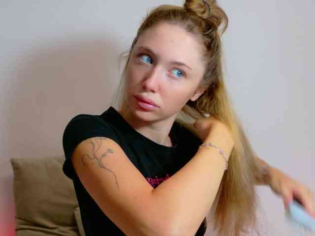 Ivanna-Rose webcam
