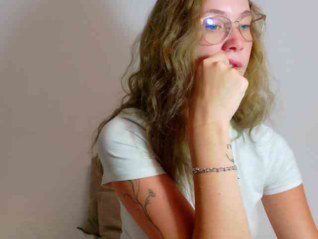Ivanna-Rose webcam
