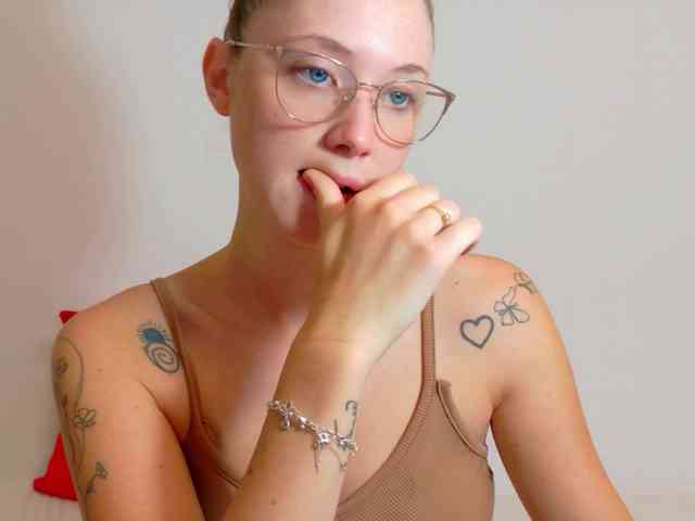 Ivanna-Rose webcam