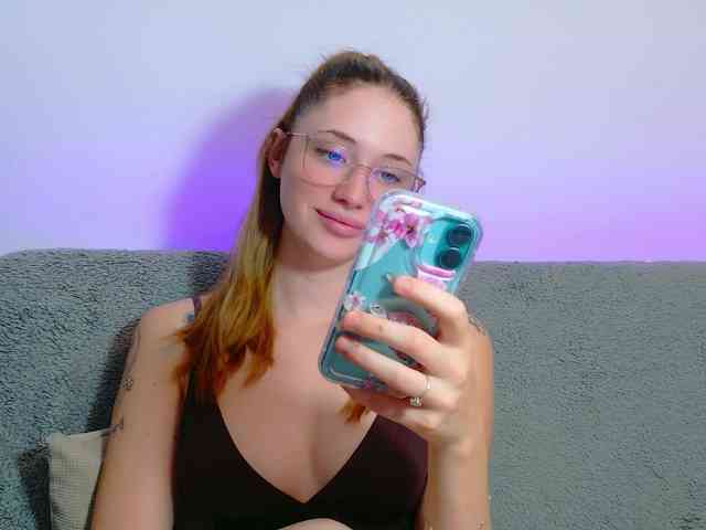 Ivanna-Rose webcam