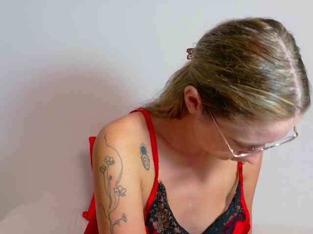 Ivanna-Rose Live Webcam on BongaCams