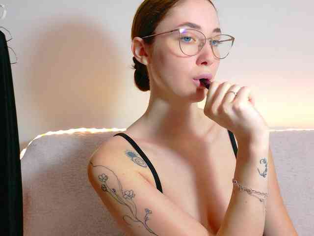 Ivanna-Rose webcam
