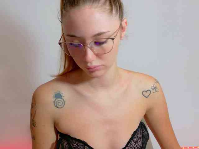 Ivanna-Rose webcam
