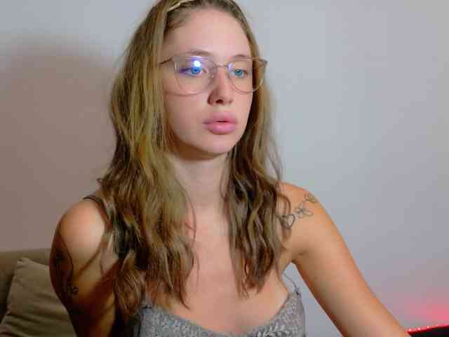 Ivanna-Rose webcam