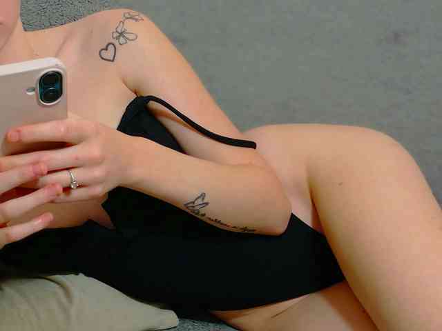 Ivanna-Rose webcam