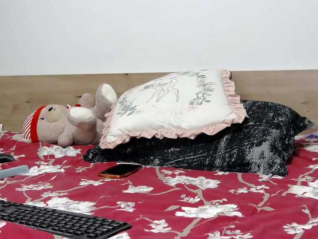 BethanyLenz live cam preview