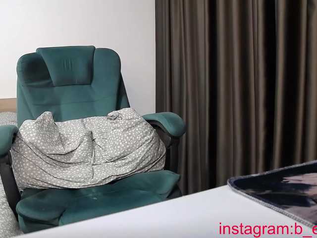 BethanyLenz live cam