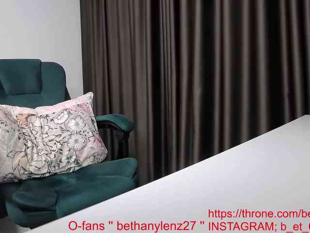 BethanyLenz webcam