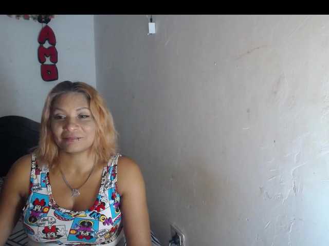 GeicerTito live cam on BongaCams