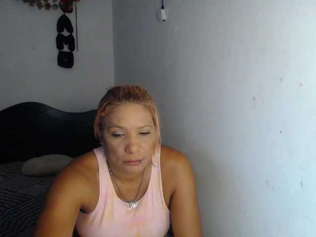 GeicerTito live cam on BongaCams