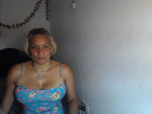 GeicerTito webcam bongacams model stream image