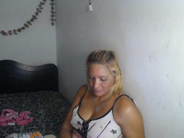 GeicerTito's BongaCams show and profile