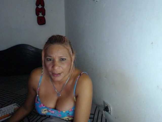 GeicerTito live cam on BongaCams