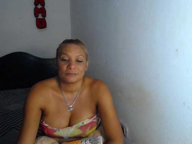 GeicerTito live cam on BongaCams