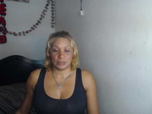 GeicerTito's BongaCams show and profile