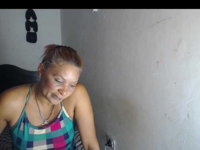 GeicerTito live cam on BongaCams