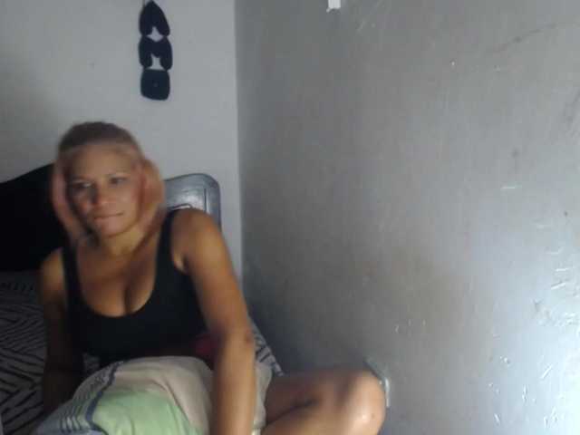 GeicerTito live cam on BongaCams