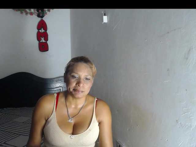 GeicerTito live cam on BongaCams