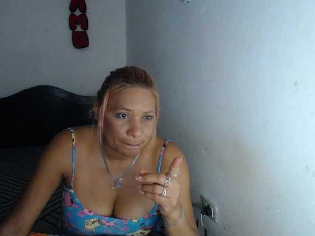 GeicerTito live cam on BongaCams
