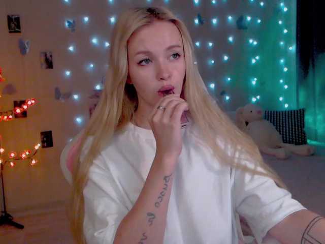 NaughtyMable live cam on BongaCams
