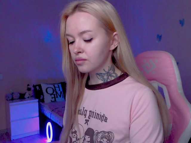 NaughtyMable's BongaCams show and profile