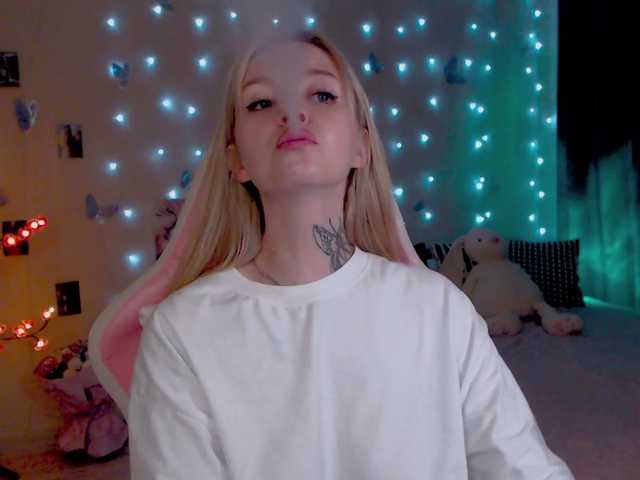 NaughtyMable live cam on BongaCams