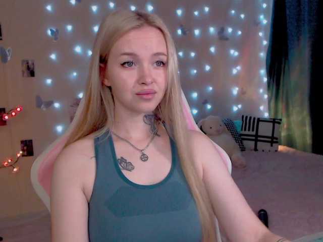 NaughtyMable live cam on UnifiedCams
