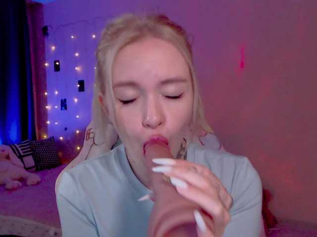 NaughtyMable live cam on BongaCams