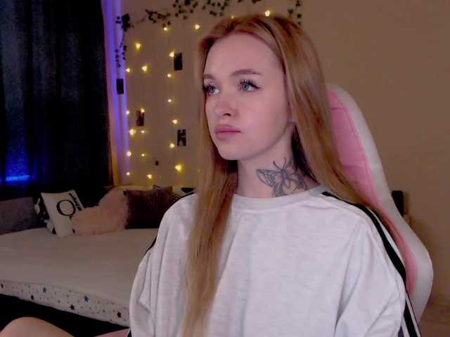NaughtyMable live cam on BongaCams