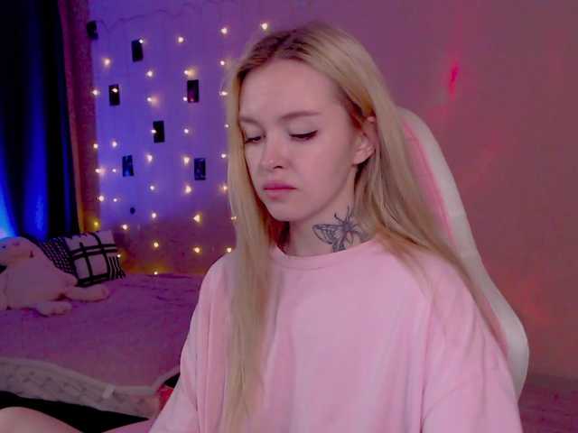 NaughtyMable live cam on BongaCams