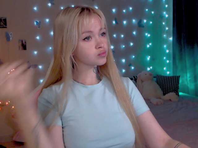 NaughtyMable live webcam show