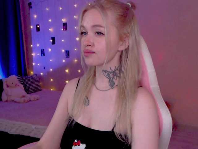 NaughtyMable live cam on BongaCams
