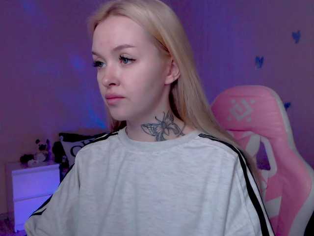 NaughtyMable's BongaCams show and profile