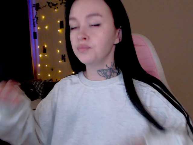 NaughtyMable live cam on BongaCams